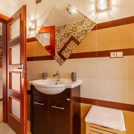 Вилла Kizzy Dom Na Wylacznosc Karkonoce Пеховице